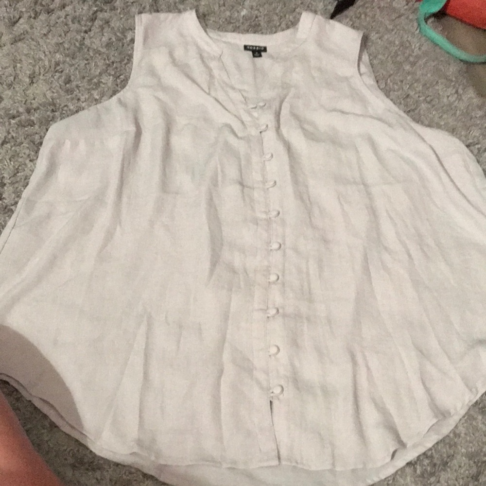 Torrid size three tank